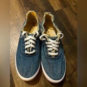 Sam Edelman CALLA Distressed Denim Sneakers Women Size 8 Frayed Lace Up